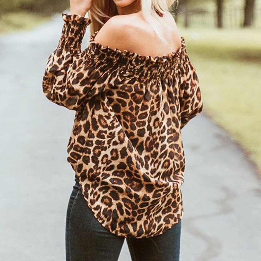 NWOT off shoulder leopard print blouse